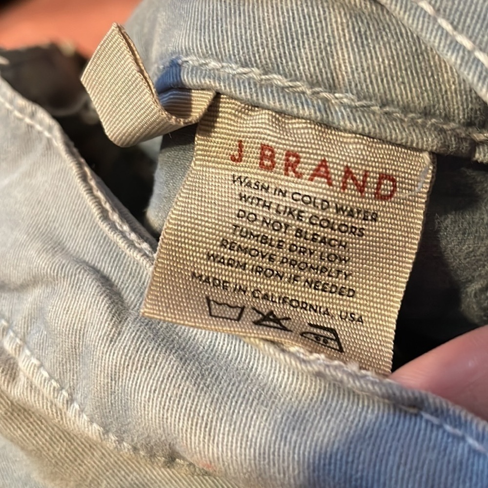 J Brand low rise skinny leg jeans - Picture 5 of 8